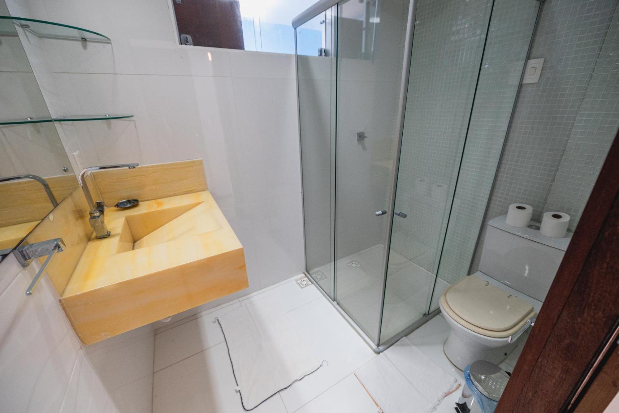 Com Vista Incrível Em Natal, 2 Quartos 2 Banheiros